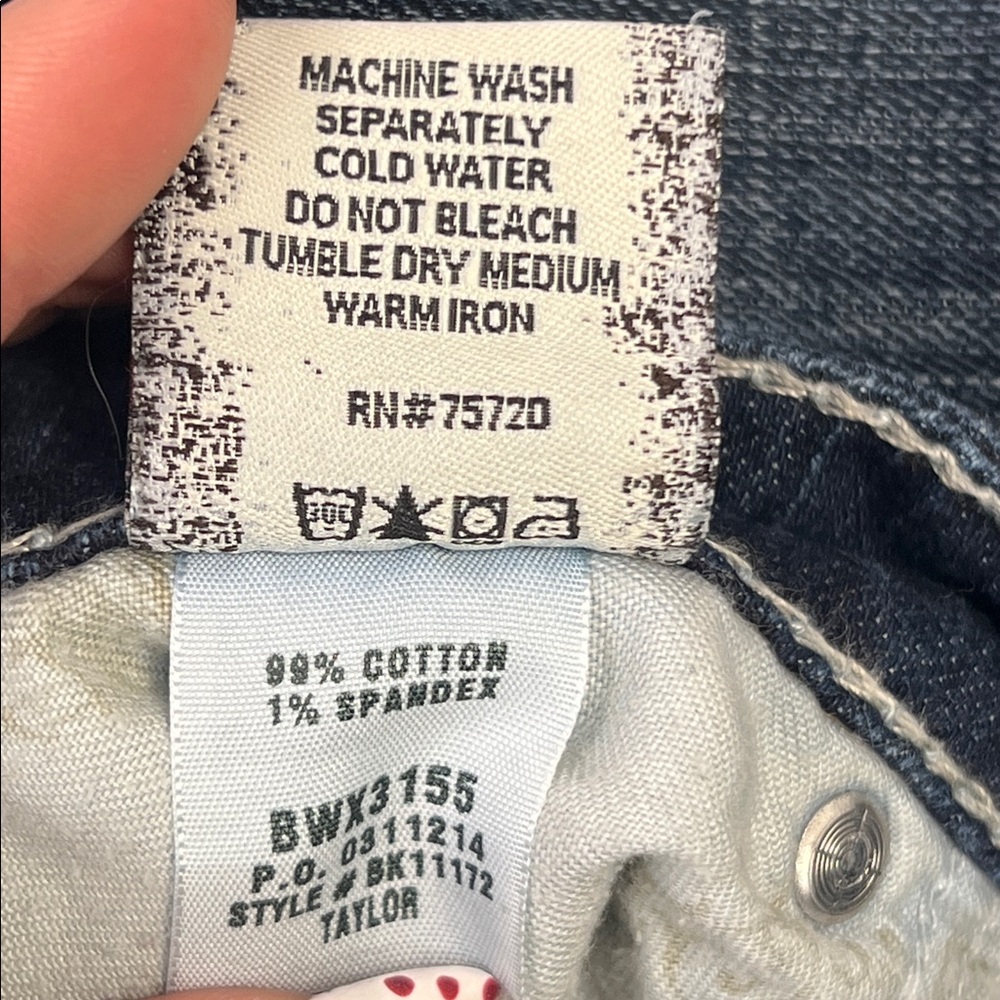 👖 BKE “Taylor” Dark Wash Straight-Leg Jeans | Size 30 - Picture 6 of 11